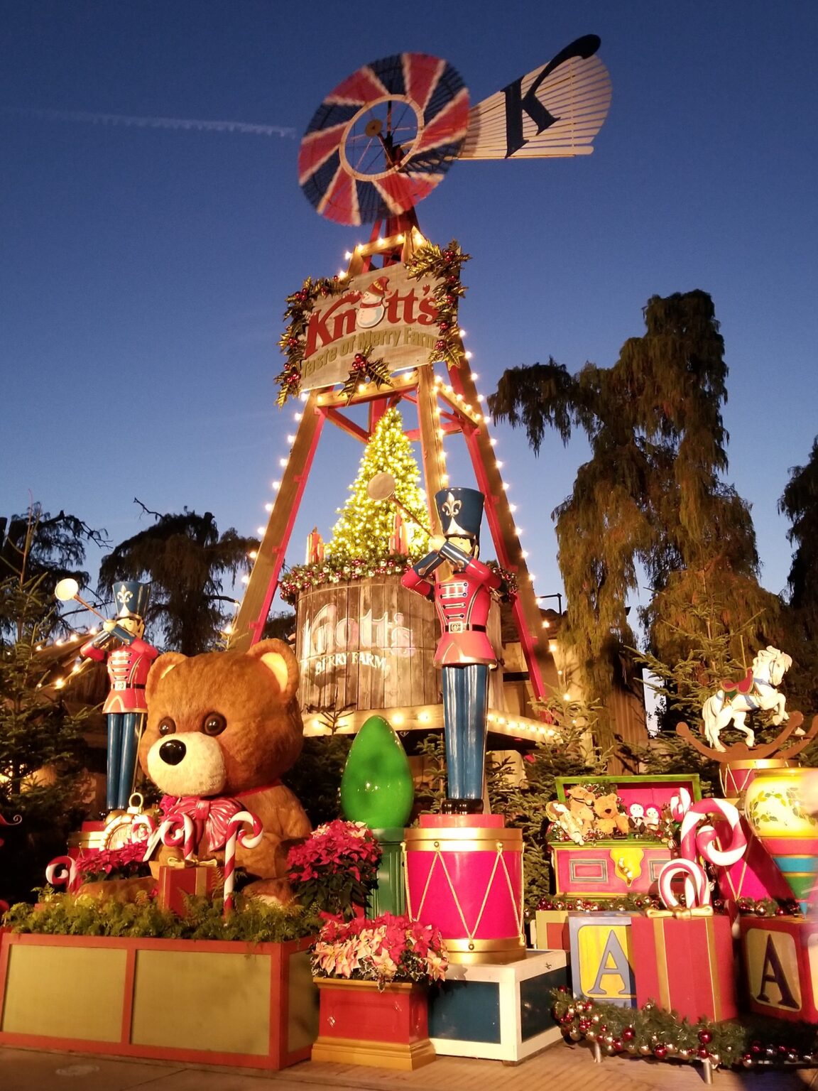 Knott’s Taste of Merry Farm Horsing Around In LA